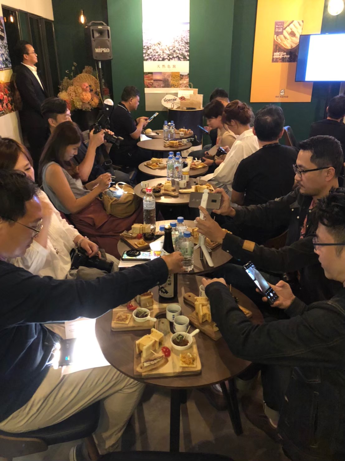 LINE_ALBUM_台虎 茨城酒造月_221011_1